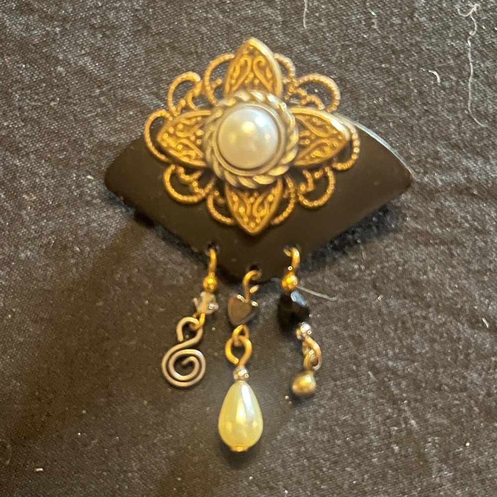 Vintage Style Black and Gold Brooch with Pearl Accent